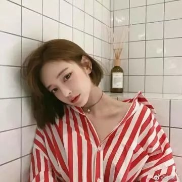 荒林艳骨